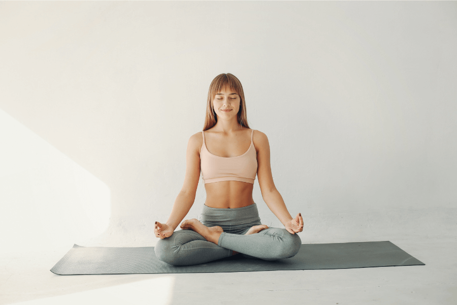 Người gầy tập yoga nhẹ nhàng giúp tăng cân tự nhiên