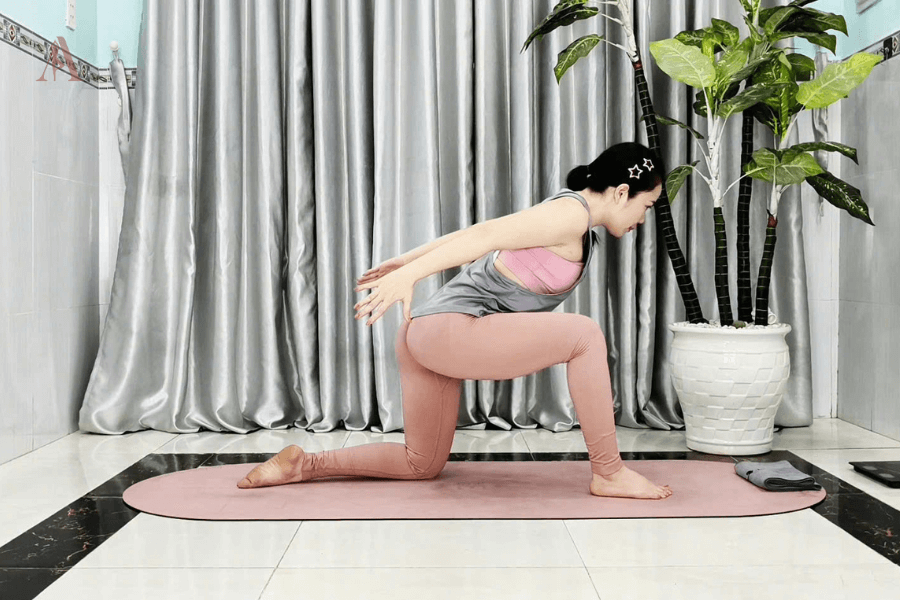 Bài yoga tăng cân nhịp chậm giúp cơ thể thư giãn và phục hồi