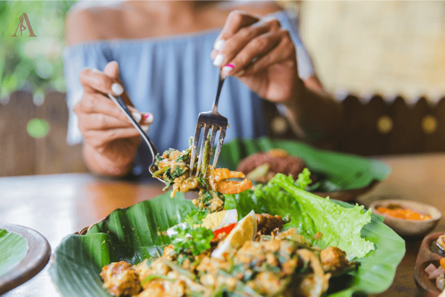 Yoga tăng cân có cần ăn nhiều hơn không – giải pháp cho người gầy lâu năm